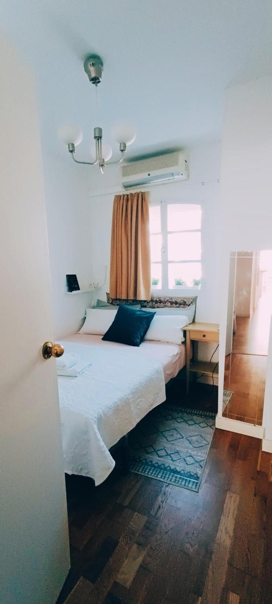 Bolivia Beach Apartments Malaga Bagian luar foto