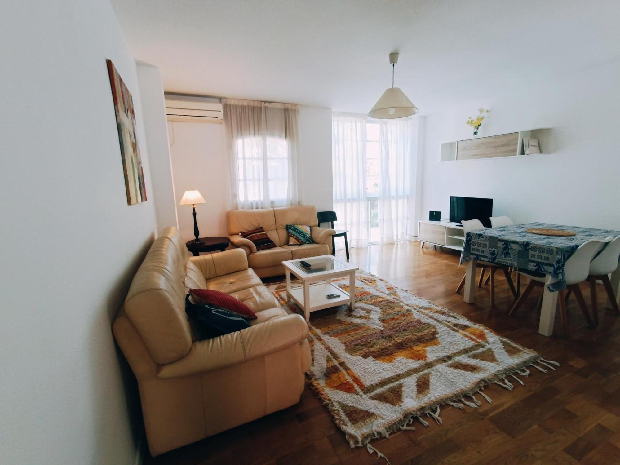 Bolivia Beach Apartments Malaga Bagian luar foto