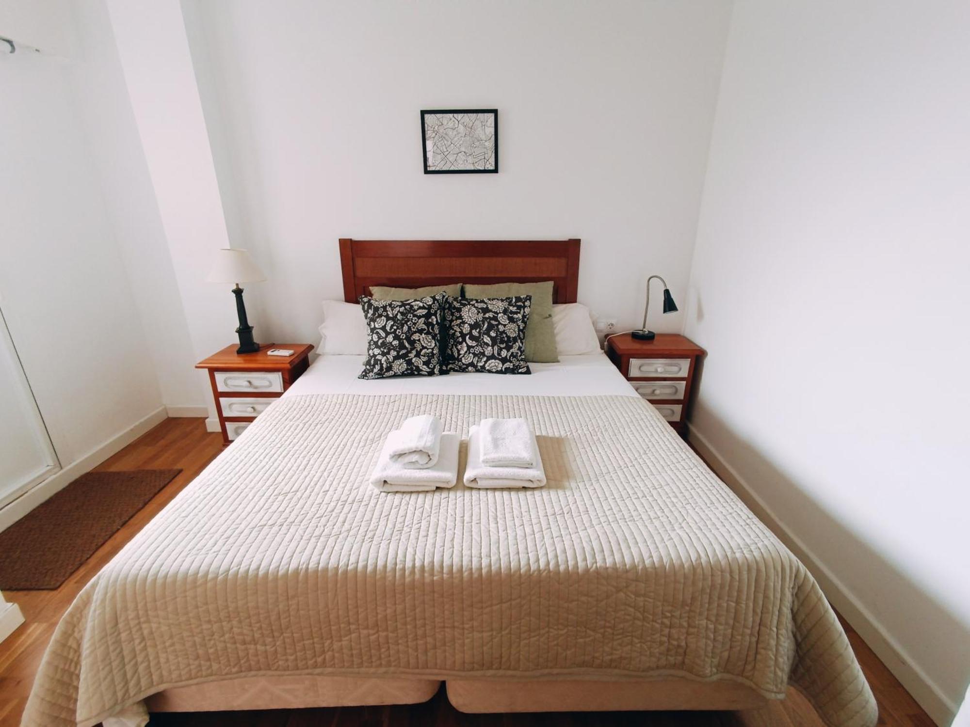 Bolivia Beach Apartments Malaga Bagian luar foto