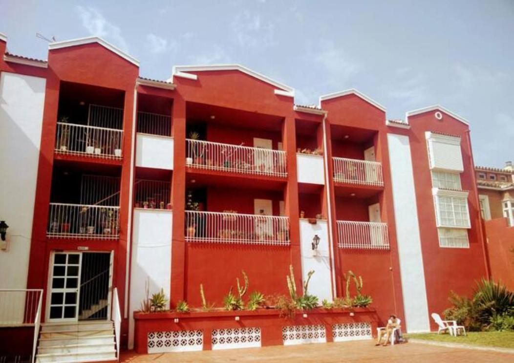 Bolivia Beach Apartments Malaga Bagian luar foto