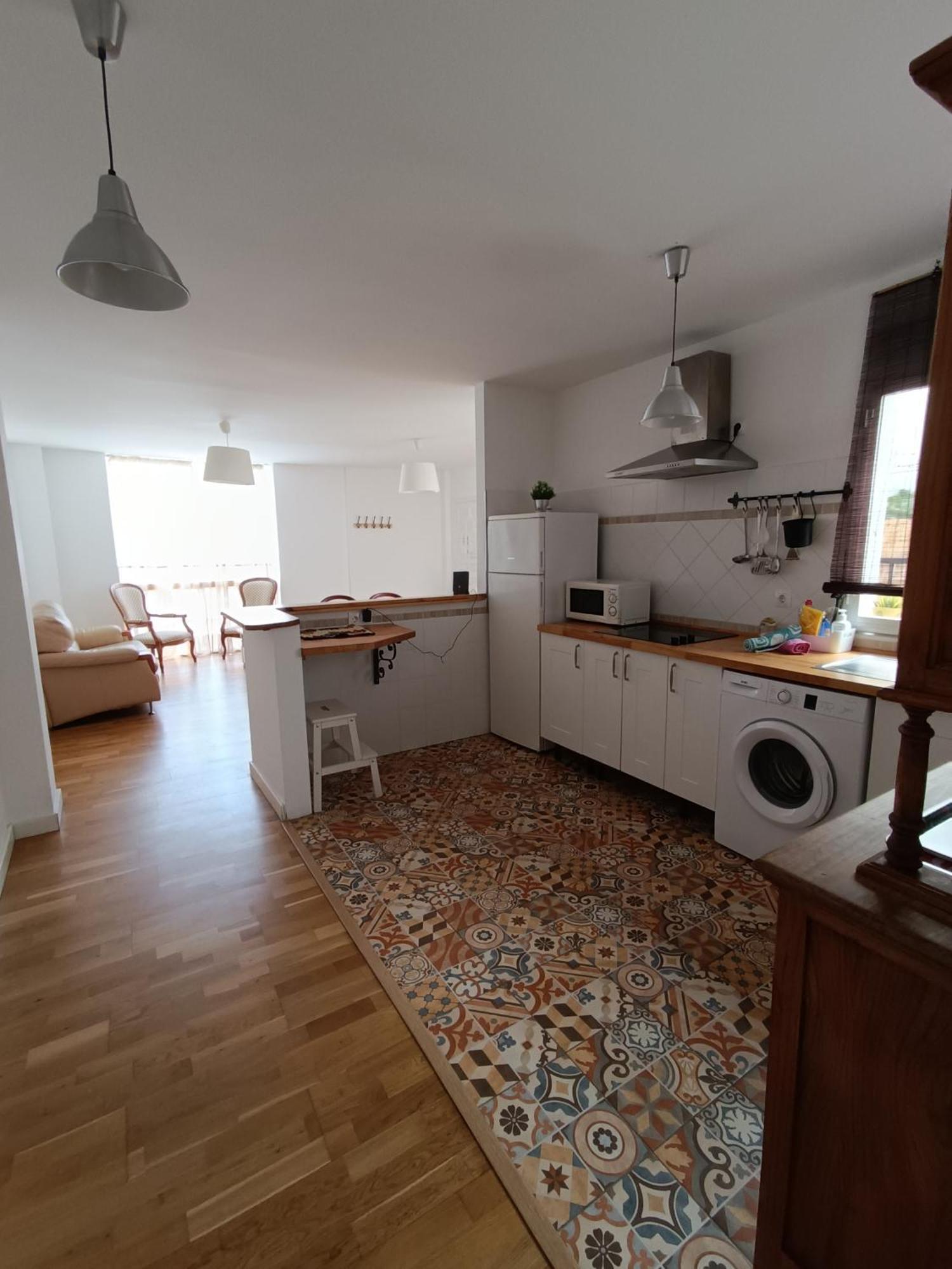Bolivia Beach Apartments Malaga Bagian luar foto