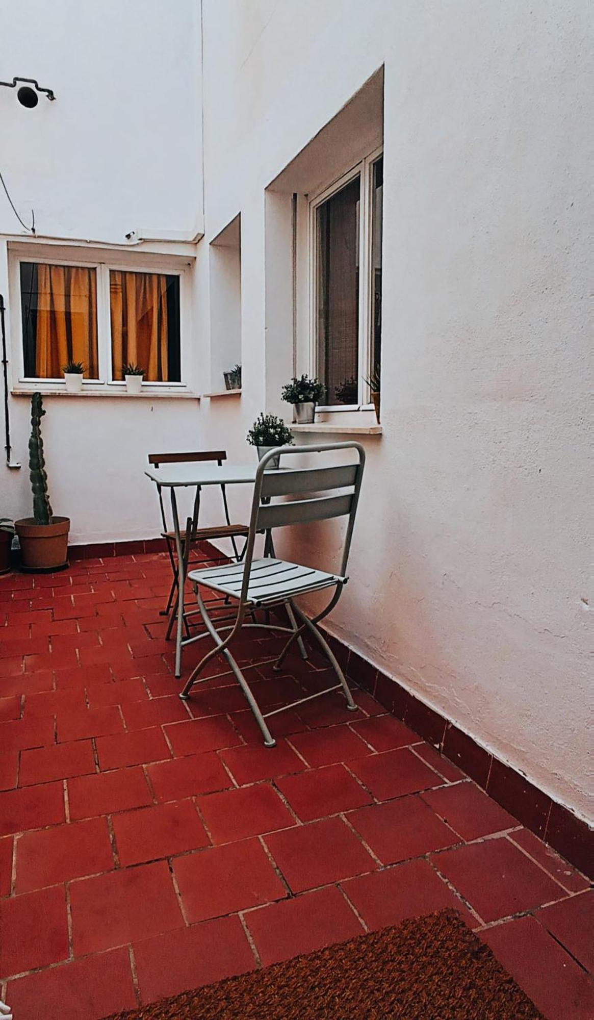 Bolivia Beach Apartments Malaga Bagian luar foto